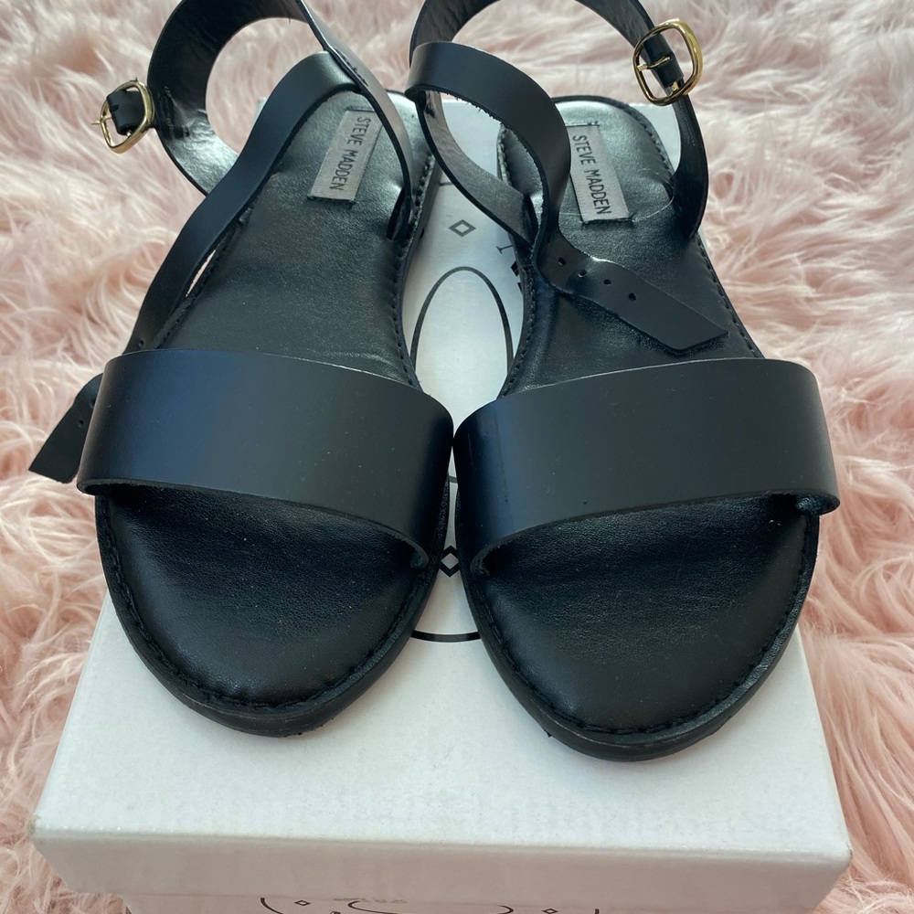 genuine leather steve madden sandals in black